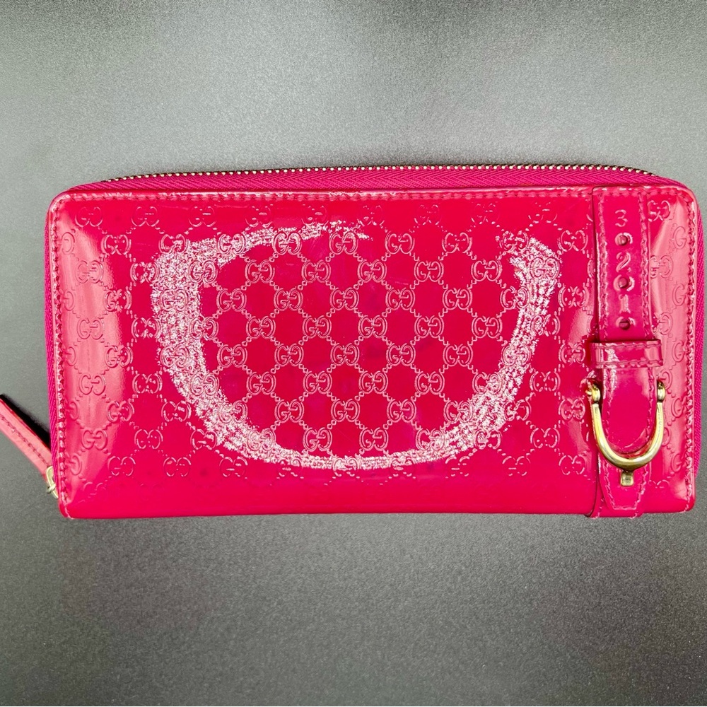 GUCCI Guccissima Patent Leather Round Zipper Long Wallet With Gold Hardware